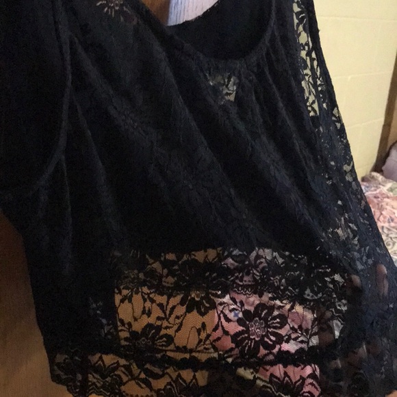 Black Lace Crop Top - Picture 6 of 7